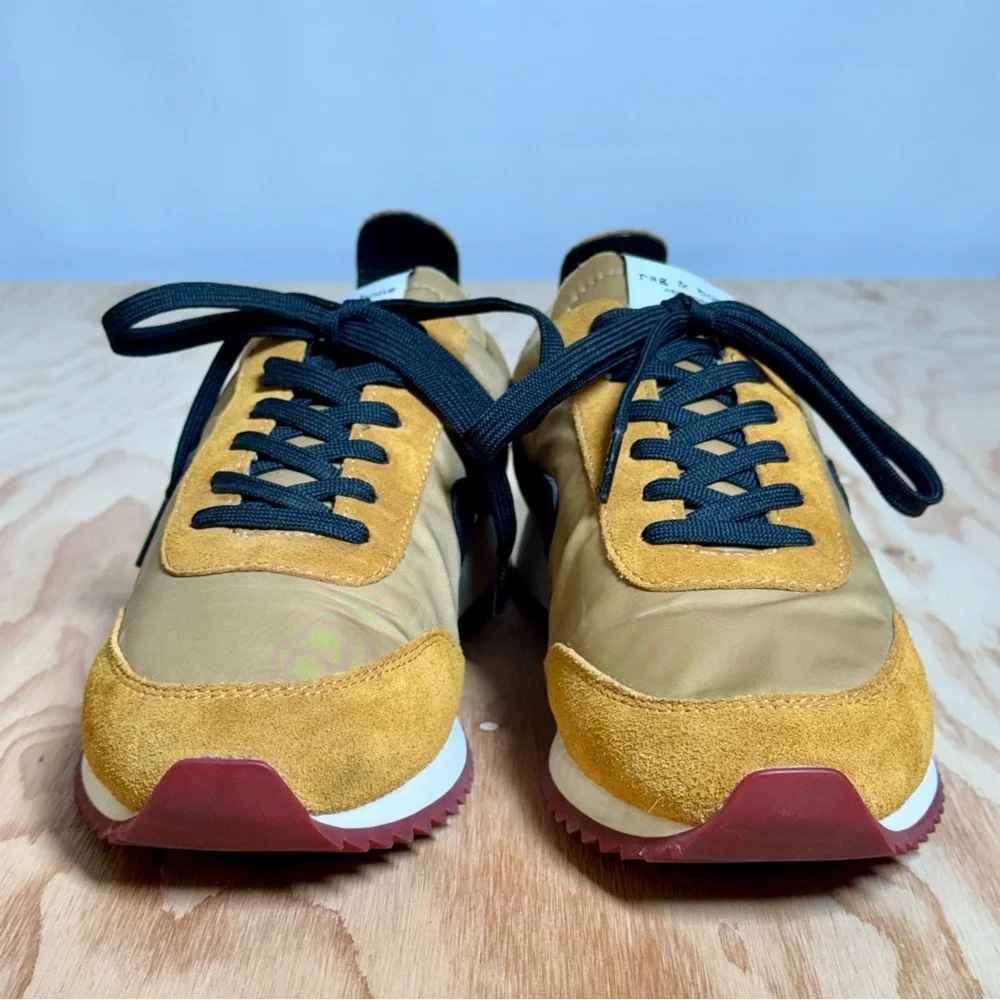 Rᴀɢ & Bᴏɴᴇ Wᴏᴍᴇɴ's Rᴇᴛʀᴏ Rᴜɴɴᴇʀ Sɴᴇᴀᴋᴇʀ ɪɴ Mᴜsᴛᴀʀᴅ - Picture 6 of 16